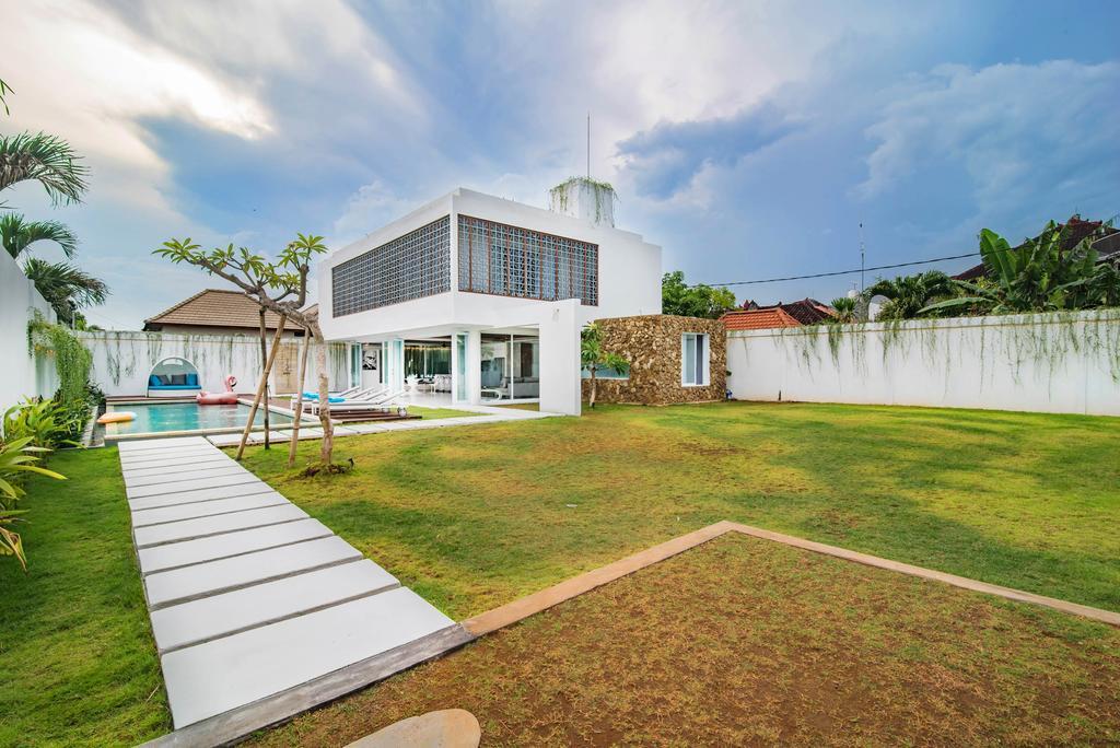 Villa Kamag Seminyak Exterior foto